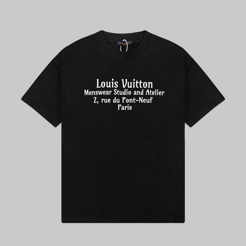 Louis Vuitton Men's T-shirts 126